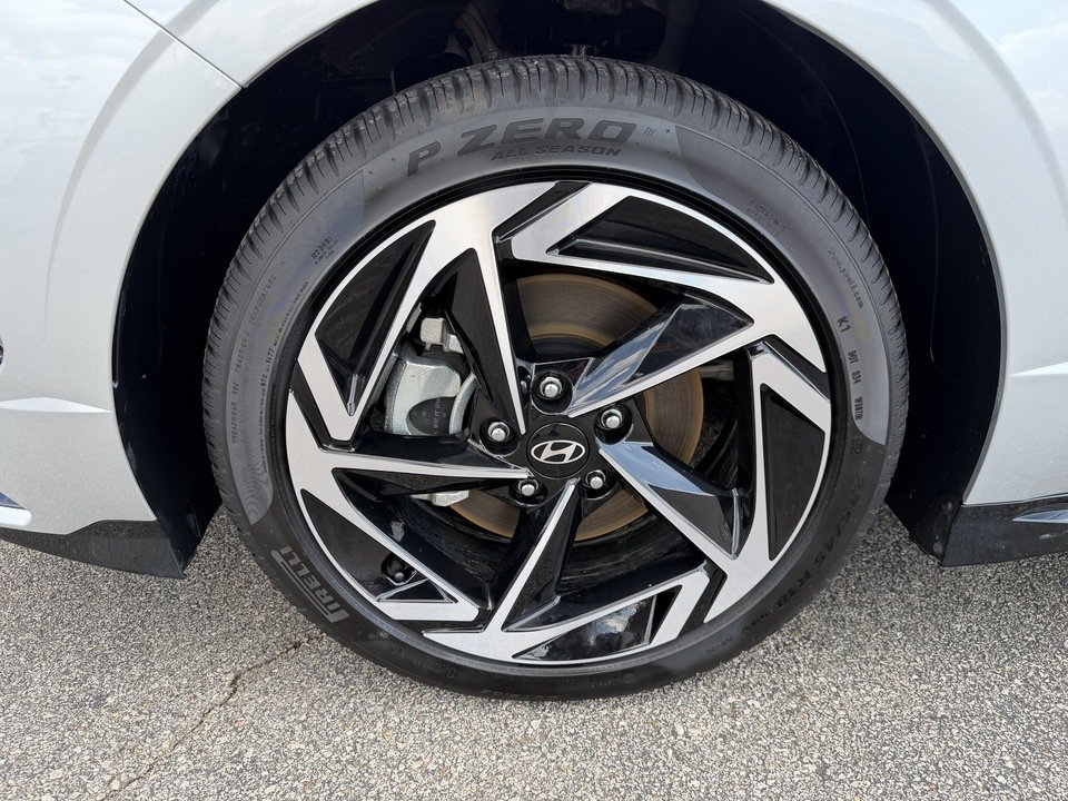 Used 2026 Hyundai Sonata SEL FWD image 9