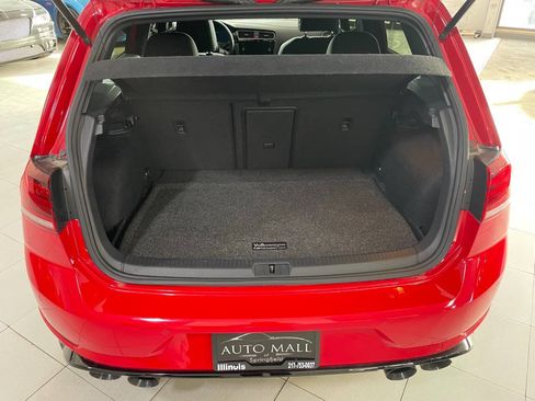 Used 2019 Volkswagen Golf R 4-Door image 7