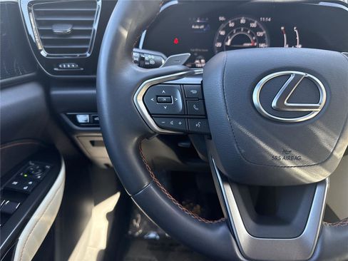 Used 2022 Lexus NX 250 FWD image 13