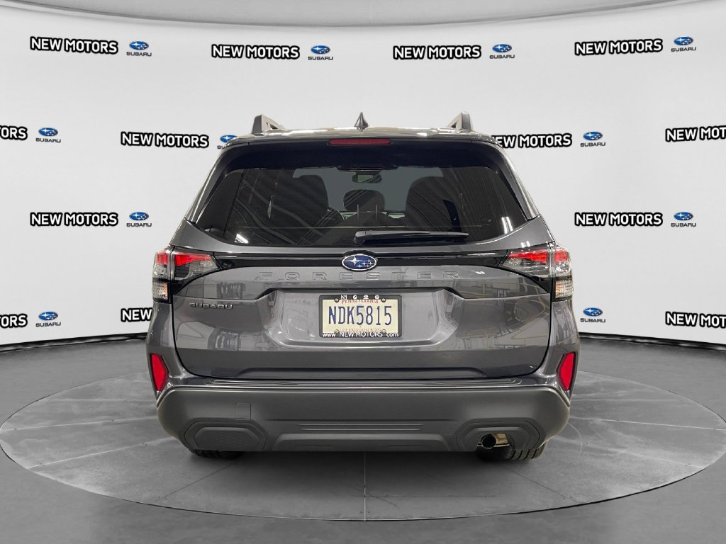 Used 2026 Subaru Forester Premium AWD/4WD image 4