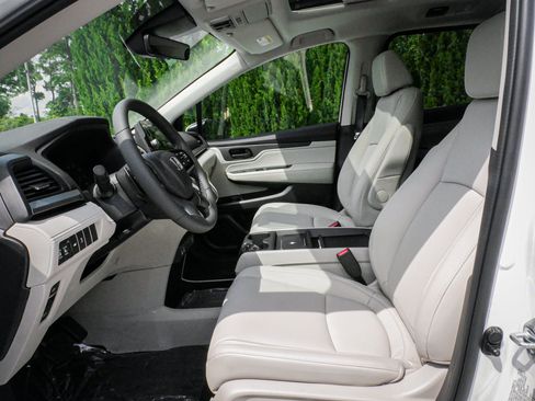 New 2026 Honda Odyssey EX-L image 16