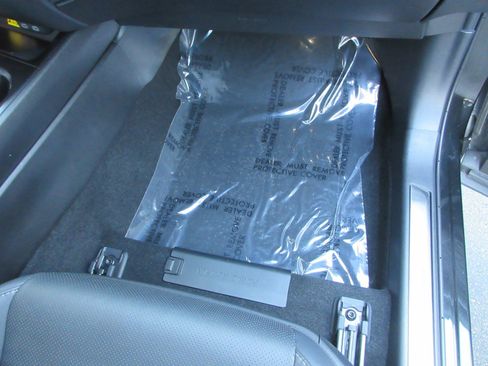 Used 2024 Lexus UX 250h AWD w/ Premium Package image 26