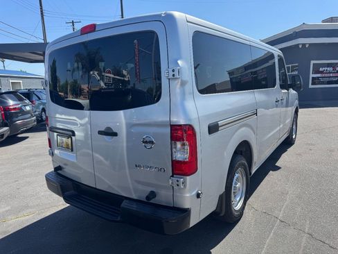Used 2020 Nissan NV 3500 S RWD image 7