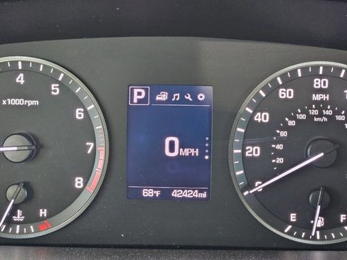 Used 2017 Hyundai Sonata Sport w/ Value Edition Package 02 image 8