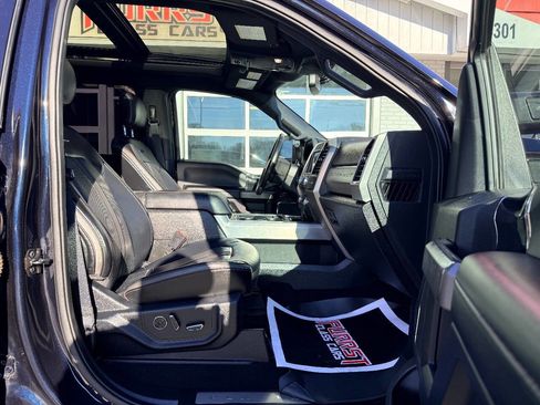 Used 2021 Ford F250 Platinum w/ FX4 Off-Road Package image 39
