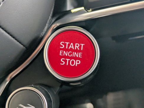 Used 2023 Audi R8 V10 performance image 28