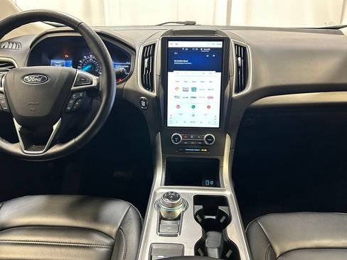 Used 2024 Ford Edge SEL AWD/4WD image 13