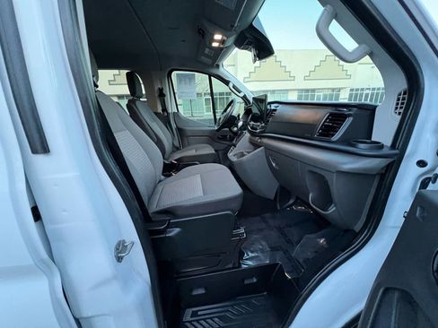 Used 2024 Ford Transit 350 XLT image 12
