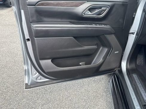 Used 2024 Chevrolet Tahoe LT RWD image 10