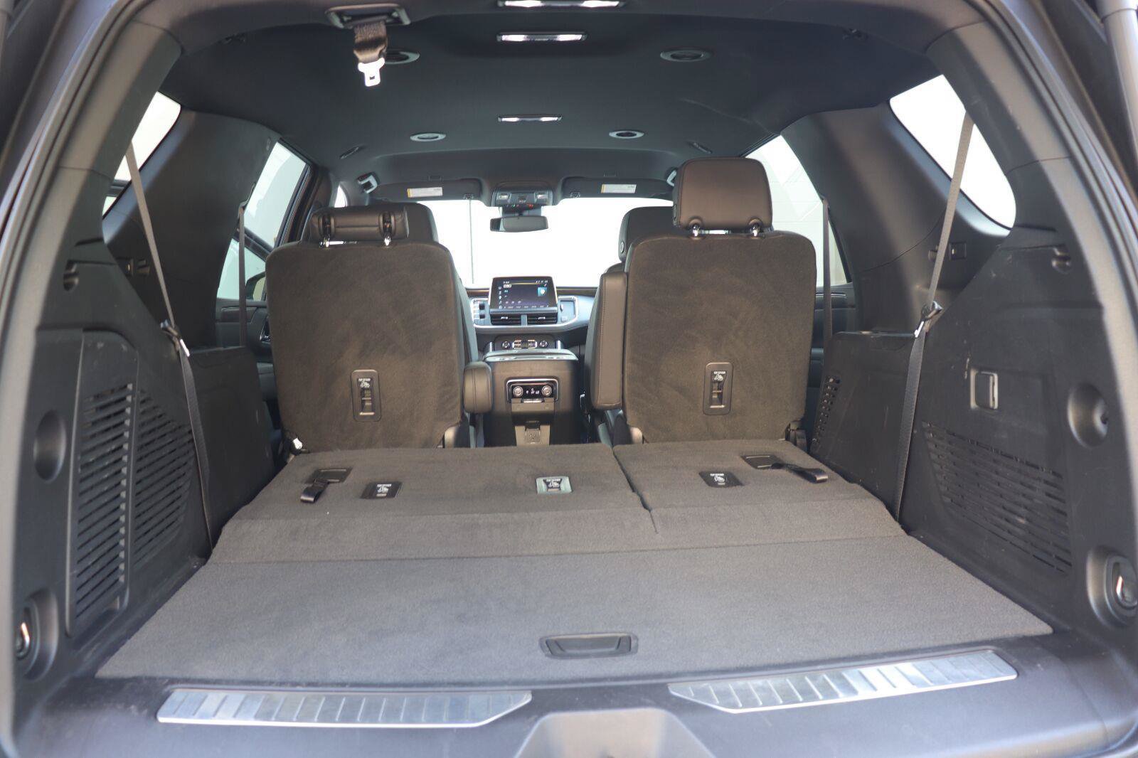 Used 2023 Chevrolet Tahoe Z71 AWD/4WD image 19