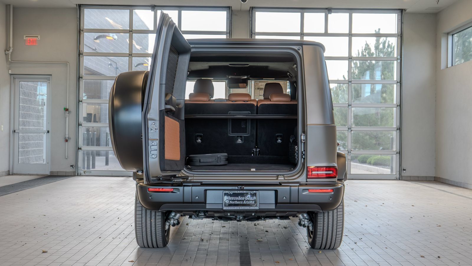 New 2027 Mercedes-Benz G 580 e image 16