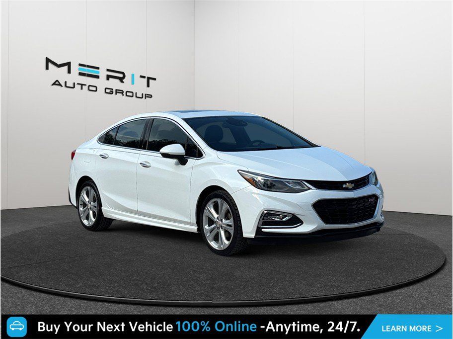 Used 2017 Chevrolet Cruze Premier FWD image 1