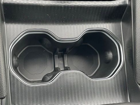 New 2025 Jeep Grand Cherokee L Laredo image 24