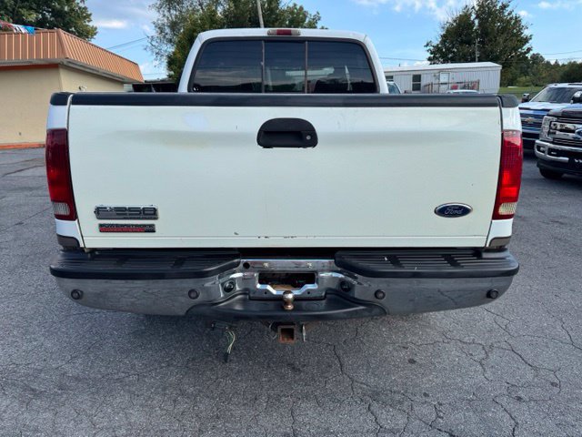 Used 2004 Ford F250 Lariat AWD/4WD image 3