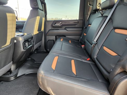 Used 2024 GMC Sierra 2500 AT4 w/ AT4 Premium Plus Package image 29