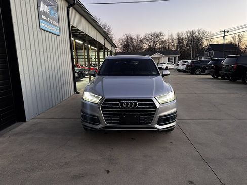 Used 2019 Audi Q7 3.0T Prestige image 15