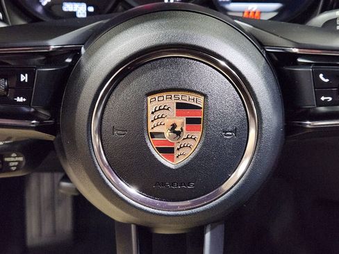 Used 2023 Porsche Macan S image 48