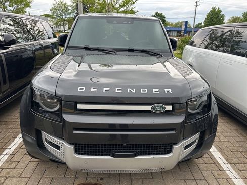 Used 2024 Land Rover Defender 110 S AWD/4WD image 3