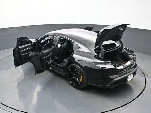 Certified 2020 Porsche Taycan Turbo S image 31