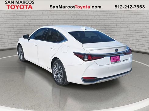 Used 2021 Lexus ES 300h w/ Premium Package image 7