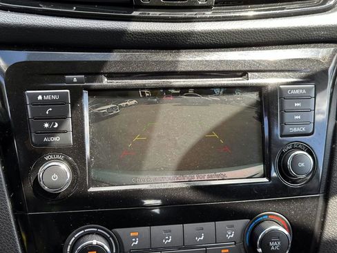 Certified 2022 Nissan Rogue Sport S image 31