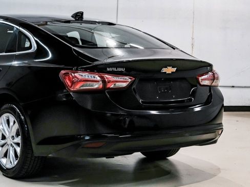 Used 2019 Chevrolet Malibu LT image 14