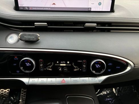 Used 2022 Genesis GV70 3.5T Sport w/ Sport Prestige Package image 31