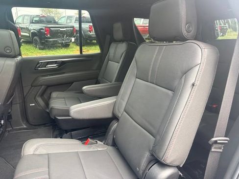 Used 2025 Chevrolet Tahoe RST w/ Comfort Package AWD/4WD image 27