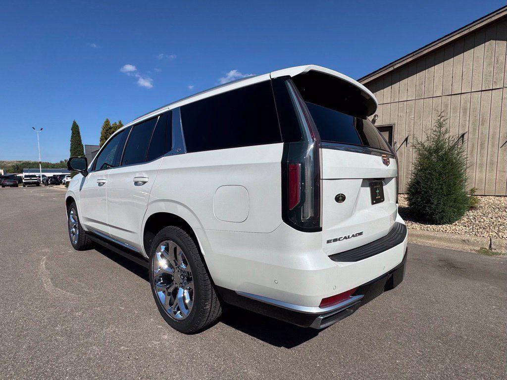 Used 2021 Cadillac Escalade Premium Luxury w/ Driver Assist Tech Package AWD/4WD image 9