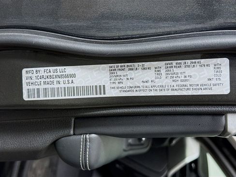 Used 2022 Jeep Grand Cherokee L Limited w/ Luxury Tech Group II image 33