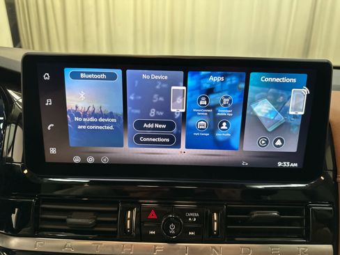 New 2026 Nissan Pathfinder Platinum image 15