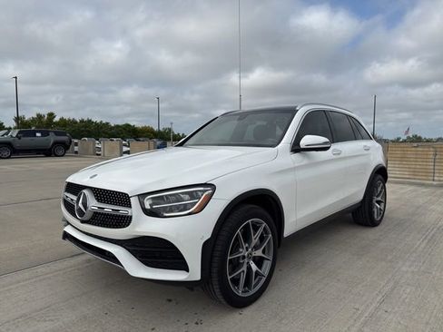 Used 2020 Mercedes-Benz GLC 300 4MATIC image 7