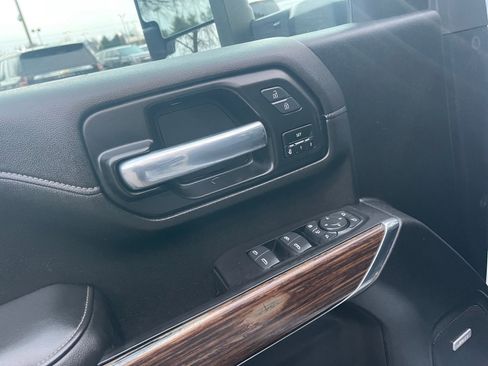 Used 2021 Chevrolet Silverado 3500 High Country w/ Snow Plow Prep/Camper Package image 11