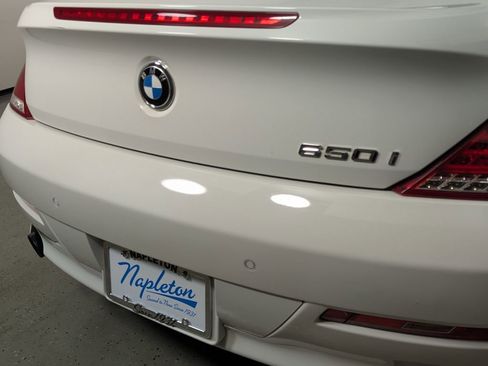 Used 2010 BMW 650i Convertible image 9