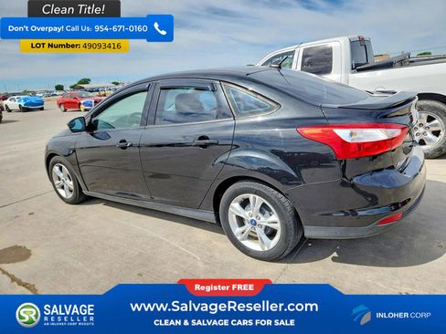 Used 2014 Ford Focus SE image 3