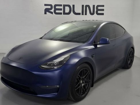 Used 2023 Tesla Model Y Performance AWD/4WD image 3