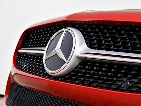 Used 2019 Mercedes-Benz A 220 4MATIC image 8