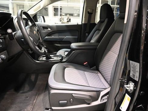 Used 2022 Chevrolet Colorado Z71 image 10