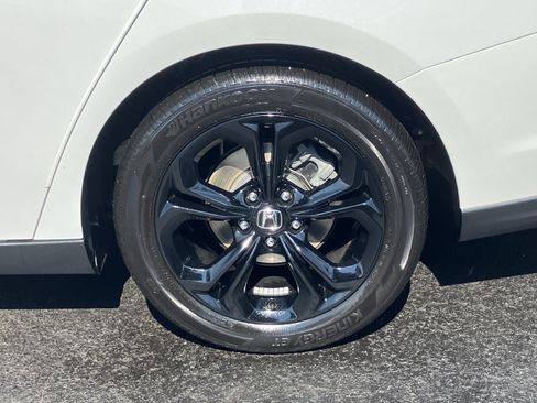 Used 2025 Honda Accord SE image 13