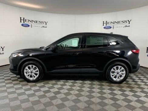 Used 2025 Ford Escape Active w/ Tech Pack #1 image 3