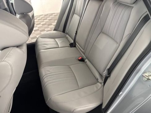 Used 2018 Honda Accord Touring image 24
