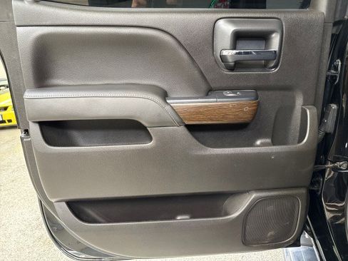 Used 2018 GMC Sierra 3500 Denali w/ Duramax Plus Package image 41