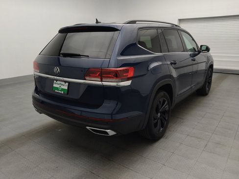 Used 2022 Volkswagen Atlas SE w/ Panoramic Sunroof Package FWD image 9
