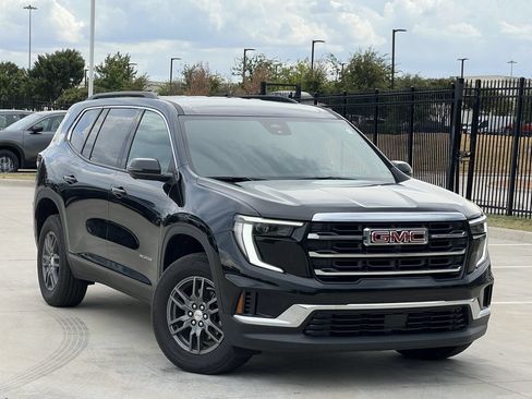 Used 2026 GMC Acadia Elevation FWD image 1
