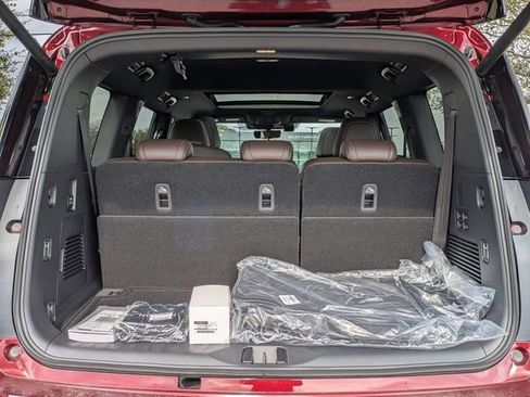 New 2026 Nissan Armada Platinum image 31