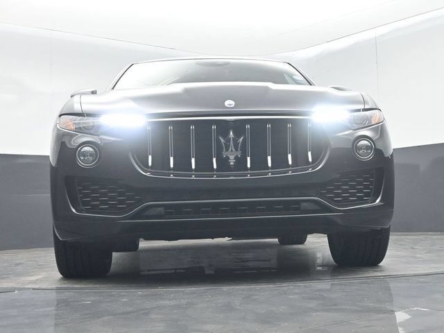 Used 2023 Maserati Levante GT AWD/4WD image 47