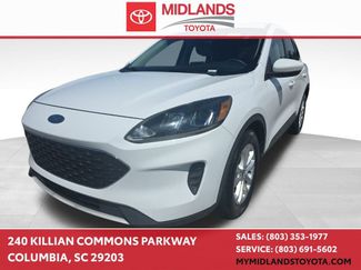Used 2020 Ford Escape SE image 1