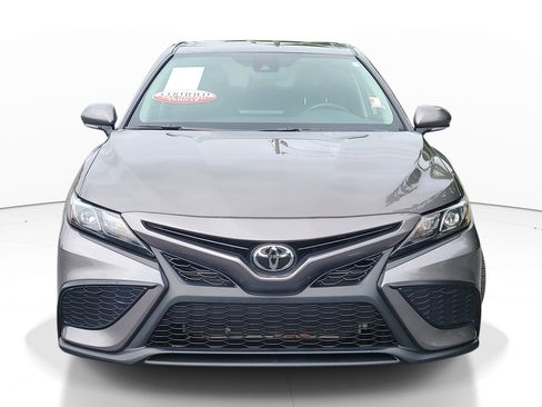 Used 2024 Toyota Camry SE w/ Cold Weather Package image 2