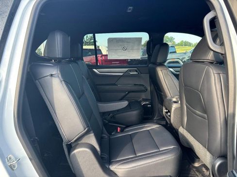 New 2026 GMC Acadia Elevation w/ Elevation Premium Package image 7