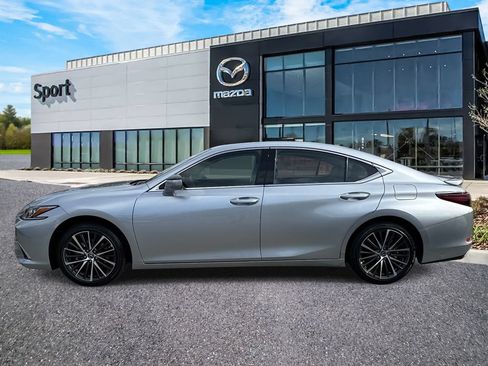 Used 2025 Lexus ES 350 w/ Premium Package FWD image 6